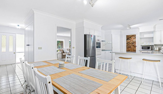 Spacious family home in Denham's Beach