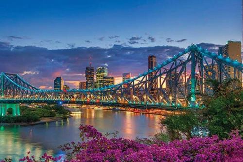Spacious & Modern Apt Close to City & Airport in Brisbane