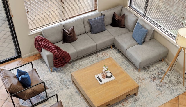 Spacious, sun-drenched 5-bedroom home in prime Applecross. Featuring a private pool, indoor pool table, secure outdoor spaces, and high ceilings, this retreat is designed for unforgettable family memories by the river.