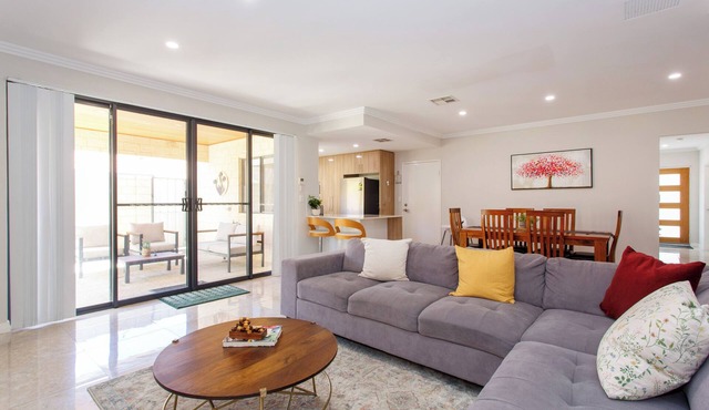 Spacious Tuart Hill Retreat | EV Charger & Parking in Tuart Hill