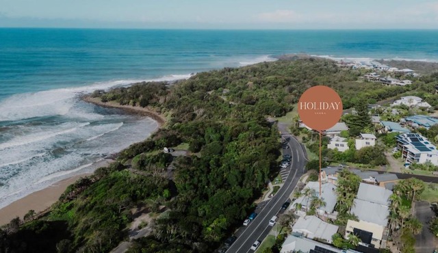 Spookys 6 Angourie - Treetop Oasis Steps from Spooky Beach - Holiday Yamba