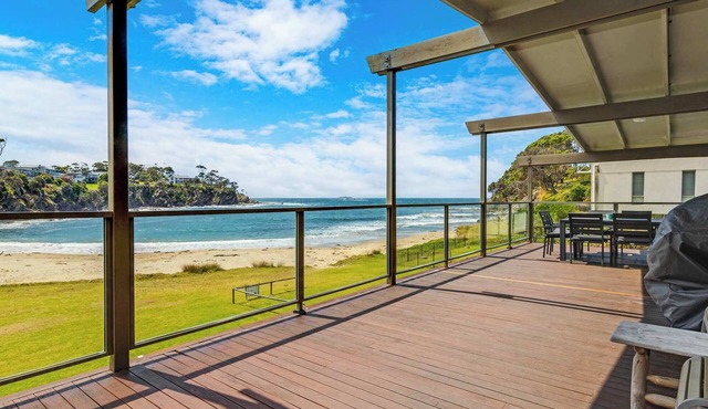Strathnaver | Beachfront Bliss at Garden Bay