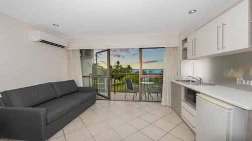 Studio 202 - Prime Location in North Ward