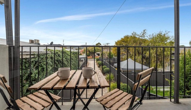 Stunning! Smart TV + Fast Wi-Fi | 3BR Quiet Unit