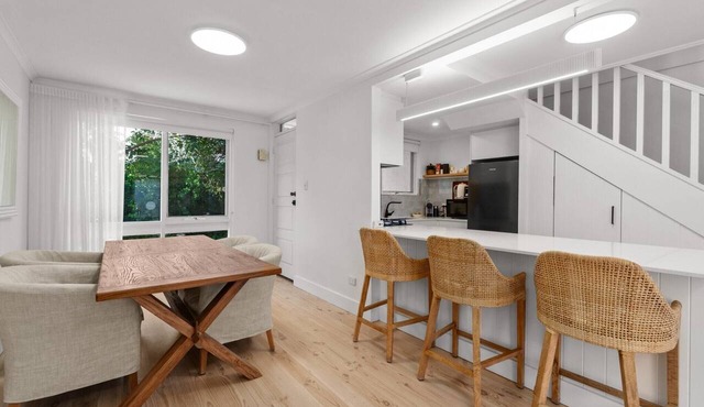 Stylish 2-Bed Townhouse in Leafy Hyde Park