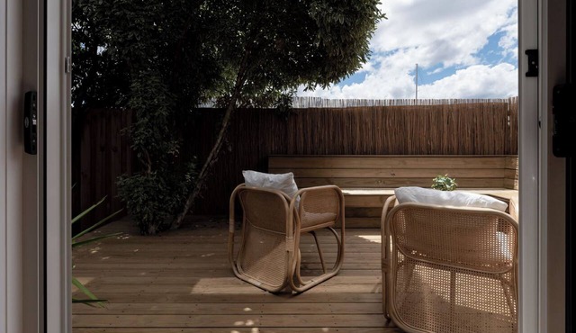 Stylish 3BR Hideaway 7 Mins to CBD + Parking