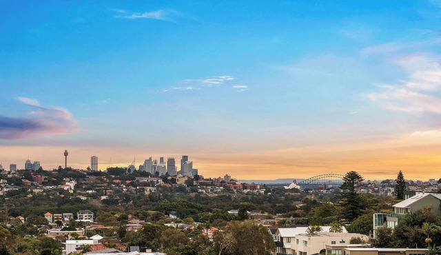 Stylish Bondi Beach Apartment with Opera House and Harbour Bridge Views - NEW! in North Bondi