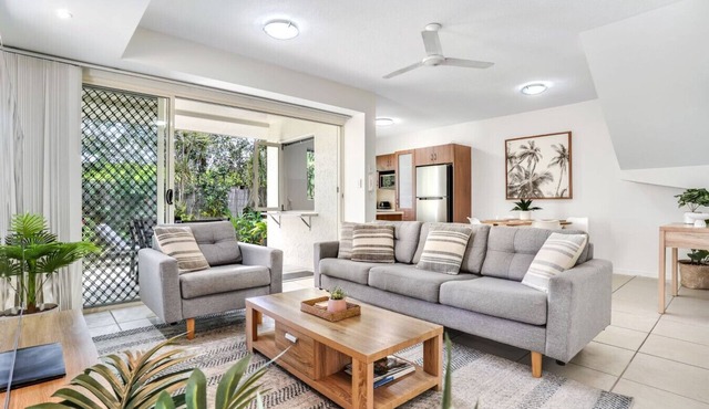 Stylish Cairns Escape with Courtyard | Cosmo 14