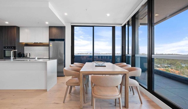 Stylish City-View Apartment with Amenities