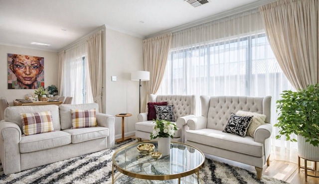 Stylish Home near Fiona Stanley & Freo