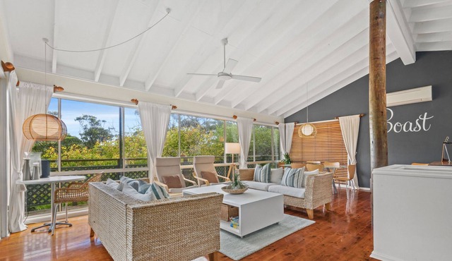 Sublime Beach Getaway, Spacious Balcony with BBQ in Copacabana