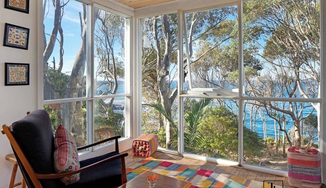 Summer Loving Waterfront Beach Pet-Friendly House