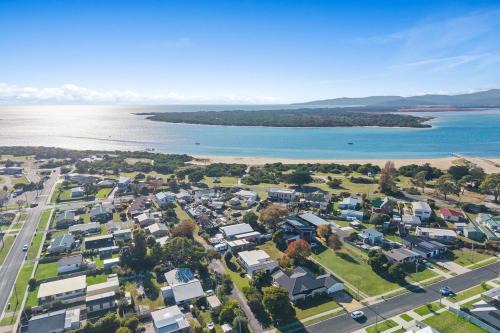 Sunset Lane Beach Cottage in Port Sorell