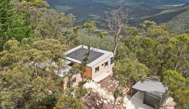 Sunset Retreat in Mount Victoria
