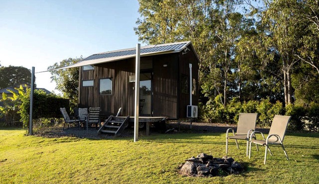 Sunshine Coast Tiny Home for Glamping in Queensland in Perwillowen