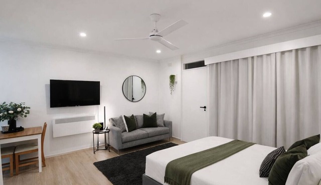 Superb Studio, Great Value in St Kilda East