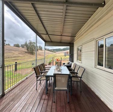 Tanjanerup Chalets. “Clementine” in Nannup