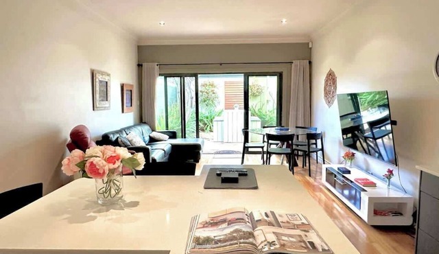The 3 BR Charming North Adelaide Retreat