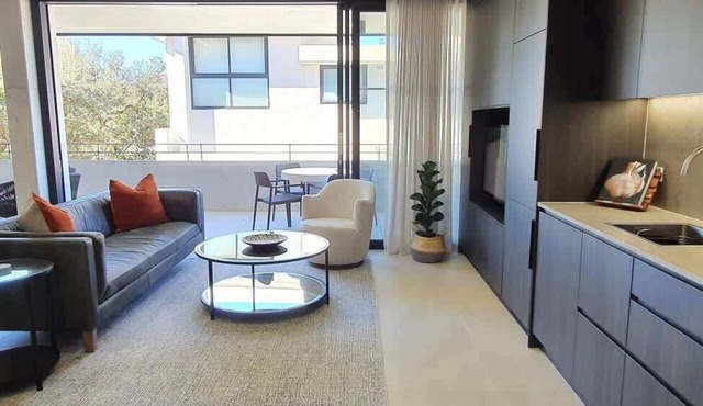 The Arden 5 Coogee New Quiet Beachside Balc Apt