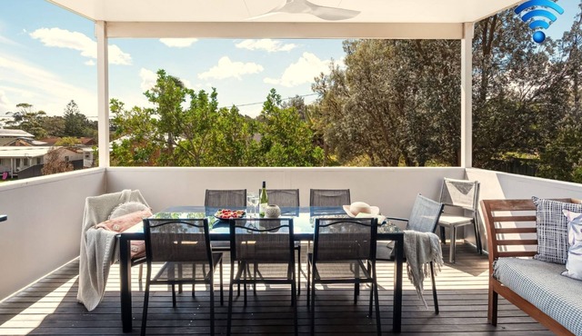 The Art House – make colourful memories at Culburra Beach