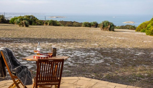 The Gazebo - Peaceful Ocean Views in Waitpinga