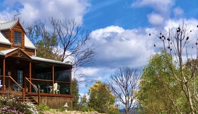 The Haven at Girraween Full house 1 bedroom with queen bed near National Parks