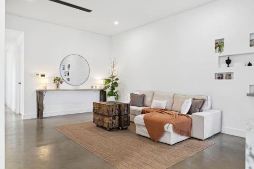 The Modern Comfort Home