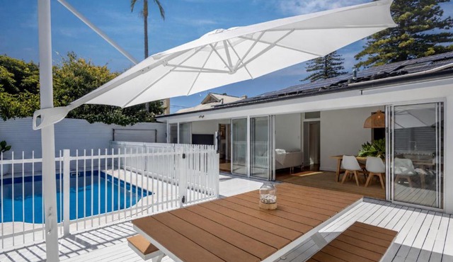 THE OSLO on Broadway - Two Poolside Villas