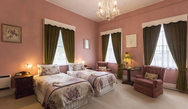 The Racecourse Inn