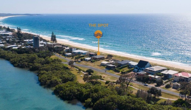 The Spot | Absolute Beachfront 70s Home with Amazing Ocean Views!