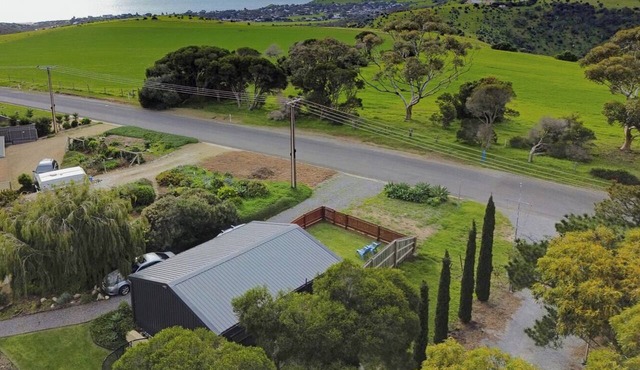 The Studio | A Slower Stay in Normanville | 5 Mins to the Beach