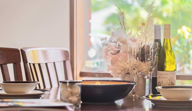 The Timber Loft |Cozy 1BR Hideaway in Narre Warren
