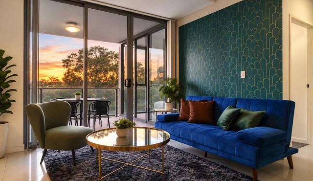 The Turntable - Designer 1BR + Study in Mascot