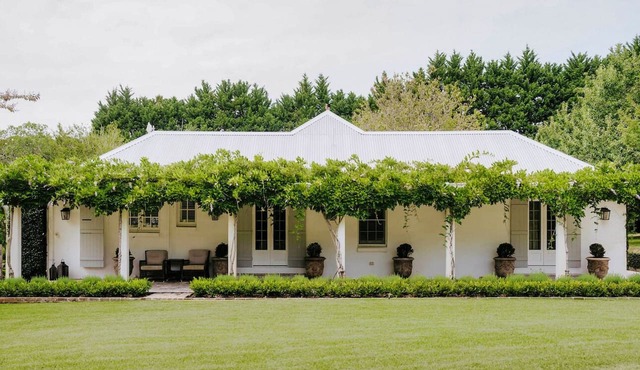 The White House Milton