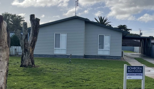 This large holiday home is fully equipped with everything you will need. in Robe