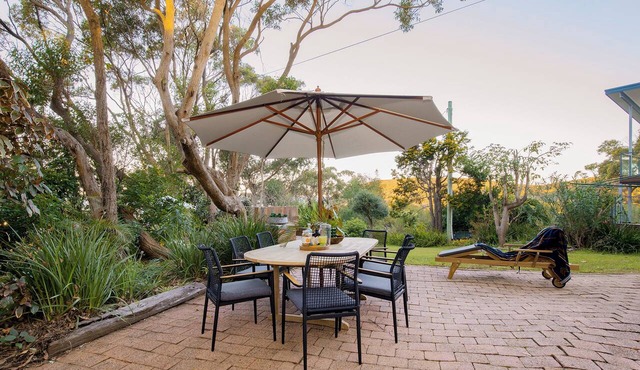 Tide and Stillness Idyllic Garden Escape by the Sea in Macmasters Beach