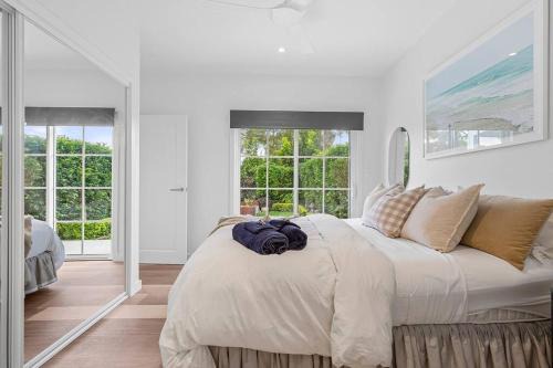 Toowoon Bay - Tranquil Couples Retreat - EV Powerpoint