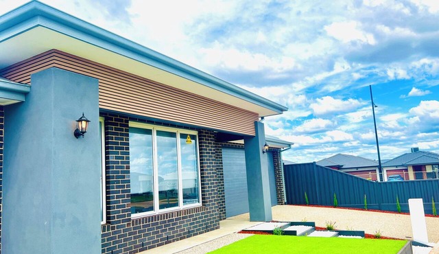 Tremendous 4-bedroom house with AC, billiards & ping pong in Strathtulloh in Strathtulloh