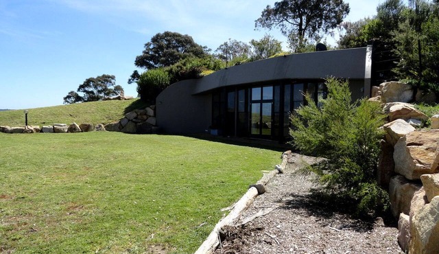 Unique Cottage Surrounded by Farmland near Gippsland Lakes, Victoria, Australia in Sarsfield