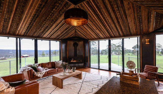 Unique luxury + salvage + African theming = Heaven in Hepburn Springs