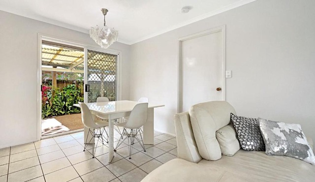 Unit 1 18 Lorraine Avenue