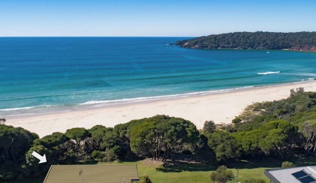 Unit 3. 2 Bedroom. BeachsidePambula Beach in Pambula Beach