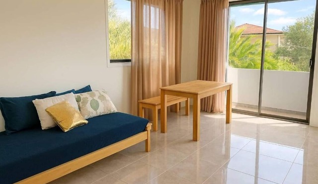 Vegetarian-Friendly, Non-Smoking 2 bed Guest House Near Brisbane Airport & CBD