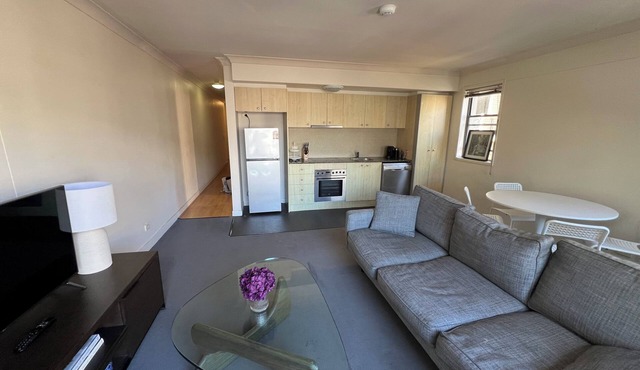 Vibrant location with trees and walking distance to city and cafes.