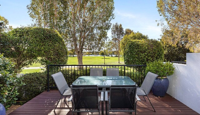Villa Aqua - Riverside Retreat with Pool