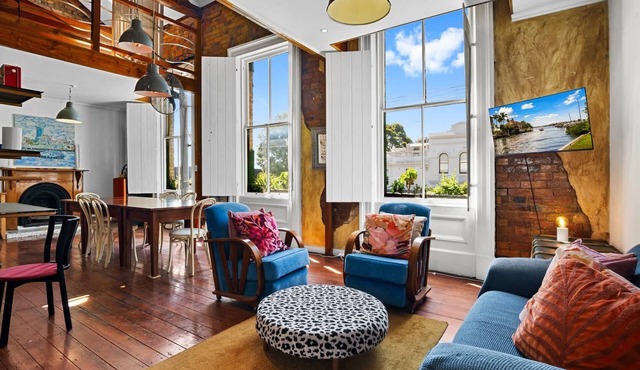 Vintage loft residence with Open-plan mezzanine's