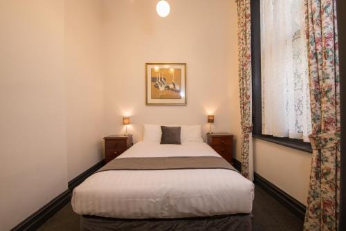 Vue Grand Hotel in Queenscliff