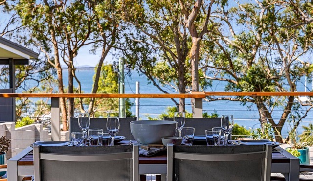 Wanda Waterview Tranquil treetop surrounds in Salamander Bay