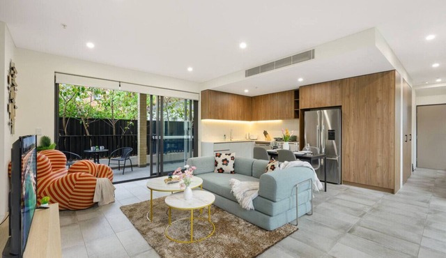 Warm Marrickville 2BR | 5 Min Walk to Train