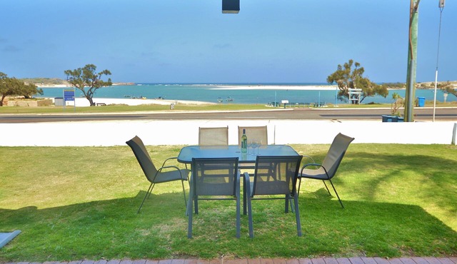 Waterfront Apartment 2 - Kalbarri, WA in Kalbarri